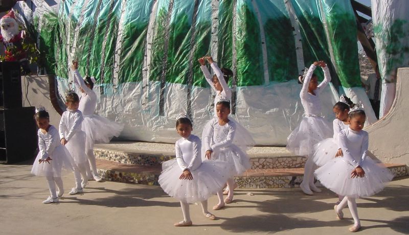 La Esperanza Snoflakes Dec 2003